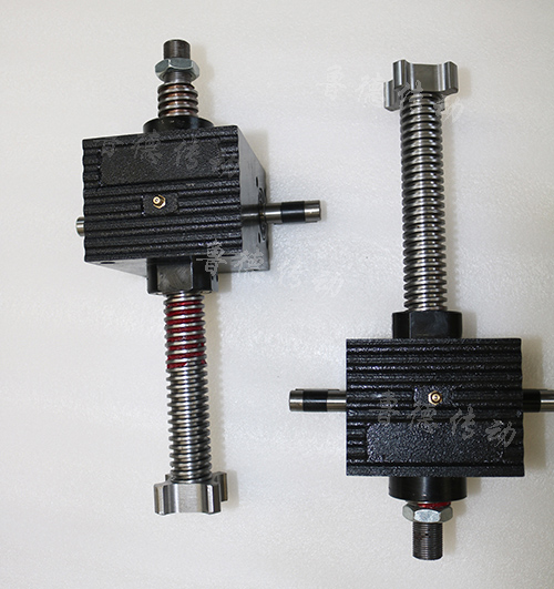 <a href='/default.html'>絲桿升降機</a>防旋