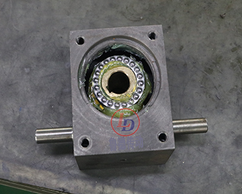 滾珠絲桿升降機